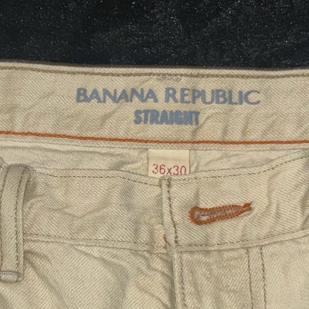 BANANA REPUBLIC cream straight jeans